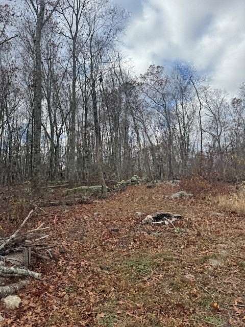 5 Acres of Residential Land for Sale in Waterford, Connecticut