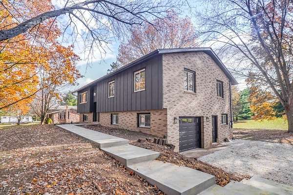 5 Acres of Land with Home for Sale in Mogadore, Ohio