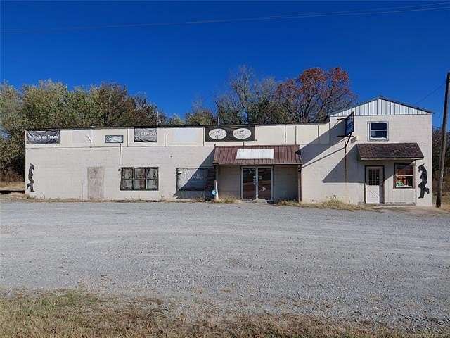 4 Acres of Commercial Land for Sale in Chouteau, Oklahoma