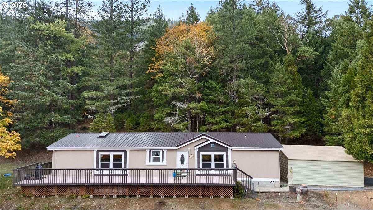 54 Acres of Land with Home for Sale in Azalea, Oregon