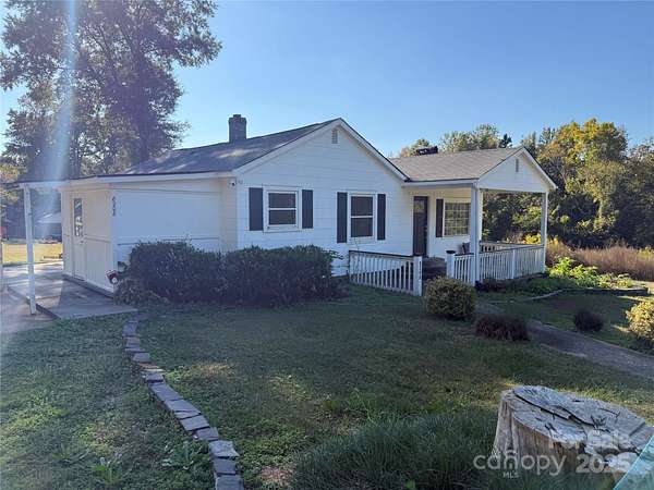 2.82 Acres of Residential Land with Home for Sale in Charlotte, North Carolina