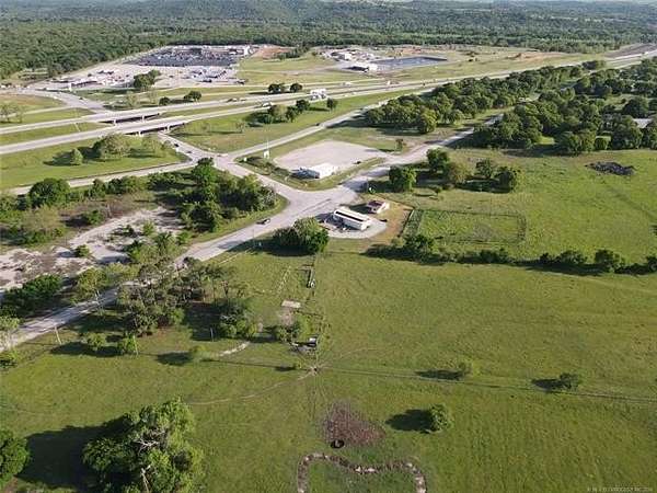 8.5 Acres of Land for Sale in Thackerville, Oklahoma