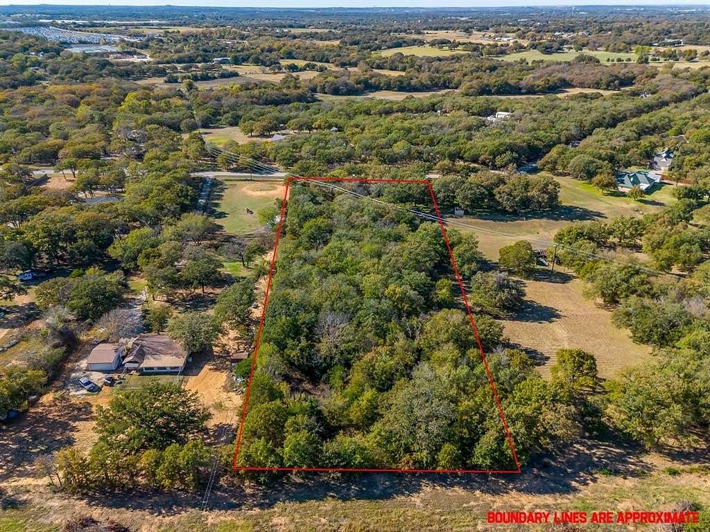 2.73 Acres of Residential Land with Home for Sale in Alvarado, Texas