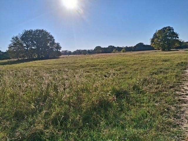 5 Acres of Residential Land for Sale in Ivanhoe, Texas