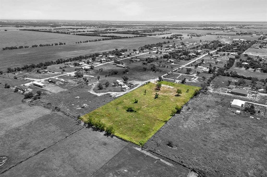 3 Acres of Residential Land for Sale in Valley View, Texas