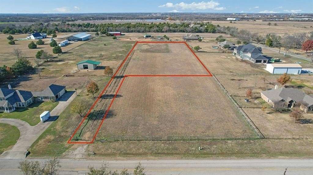 1.74 Acres of Residential Land for Sale in Van Alstyne, Texas