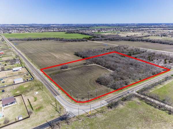 10 Acres of Commercial Land for Sale in Waxahachie, Texas