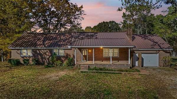 40 Acres of Recreational Land with Home for Sale in Silver Creek, Georgia