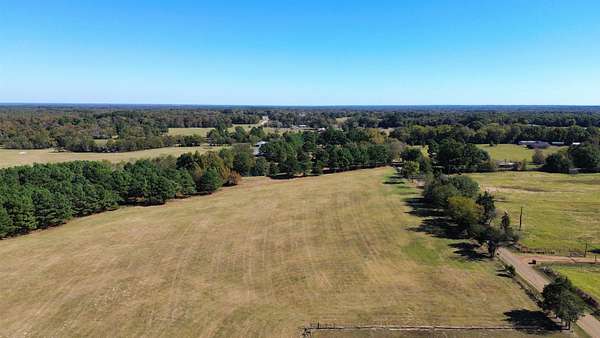 1.86 Acres of Land for Sale in Mount Pleasant, Texas