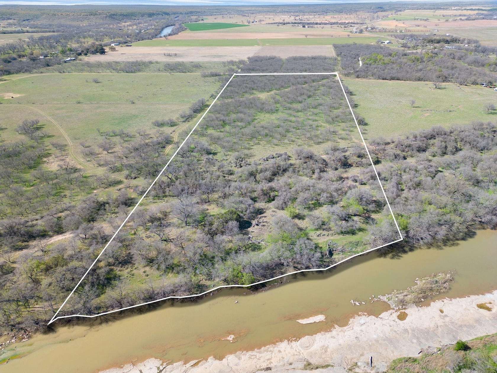 25 Acres of Recreational Land & Farm for Sale in Bend, Texas