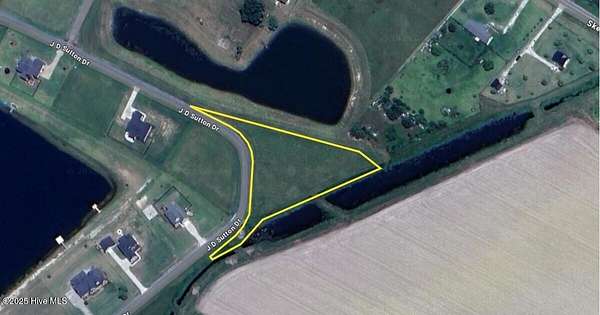 1.37 Acres of Residential Land for Sale in Grifton, North Carolina