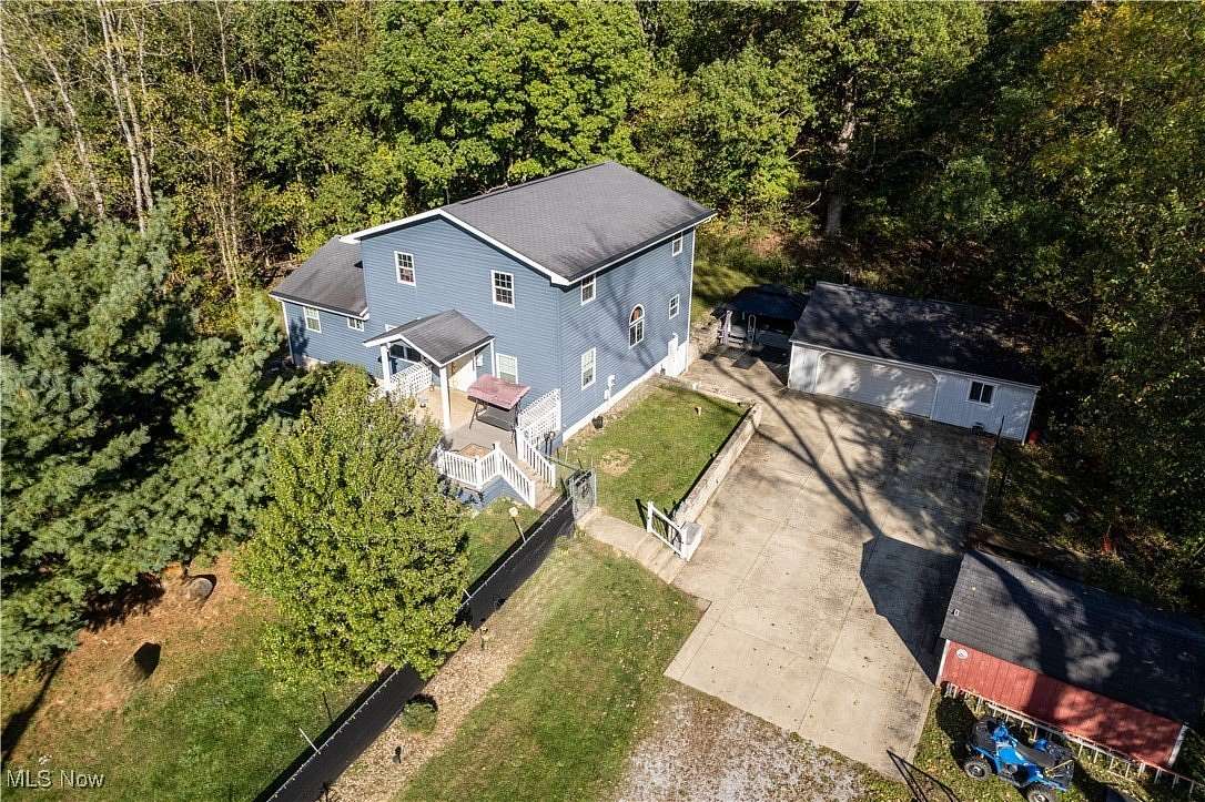 4 Acres of Residential Land with Home for Sale in Mansfield, Ohio