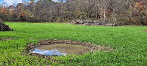 162 Acres of Recreational Land for Auction in Zanesville, Ohio