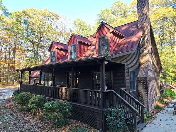 3.34 Acres of Residential Land with Home for Sale in Parksley, Virginia