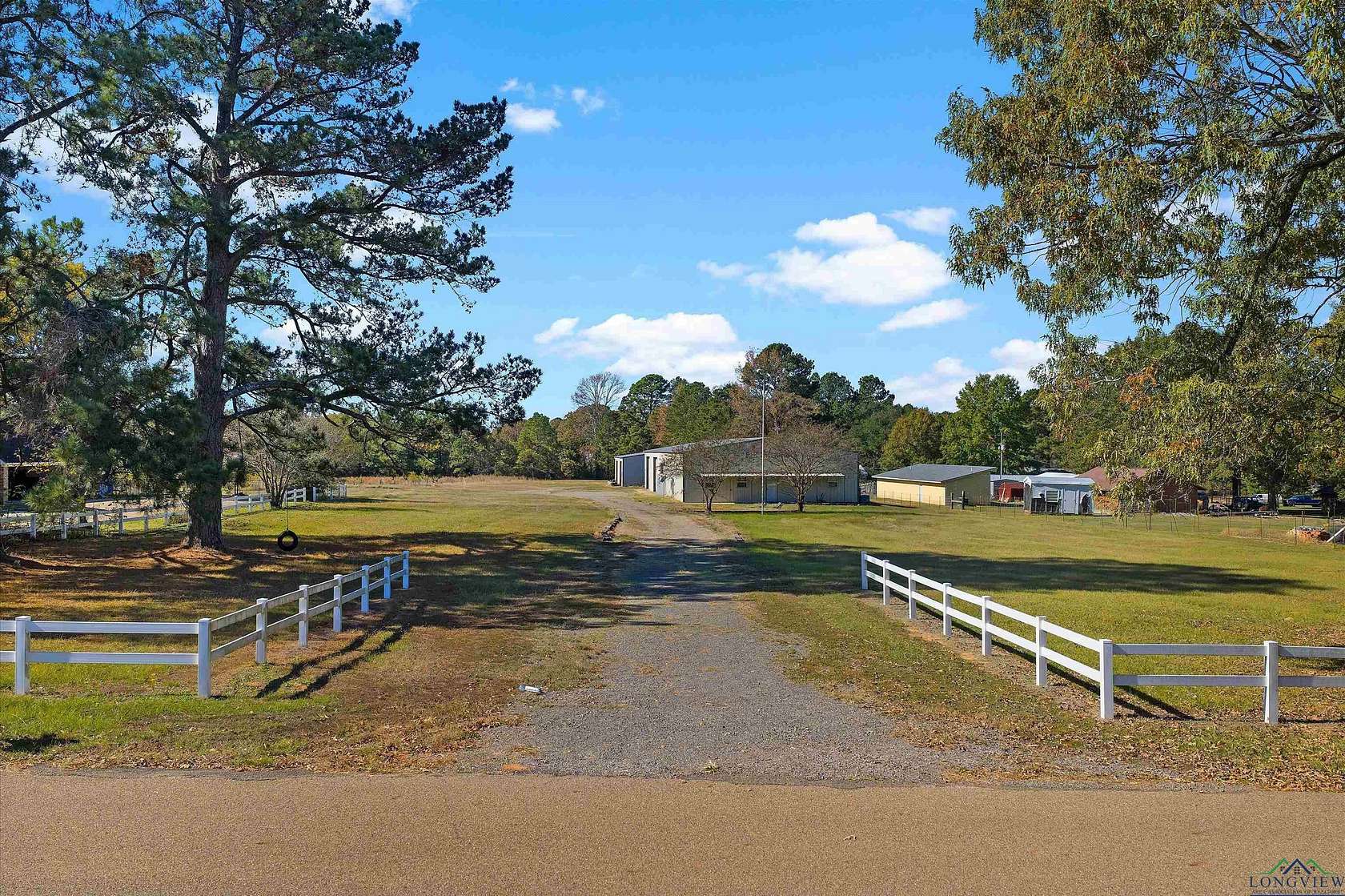 3 Acres of Residential Land with Home for Sale in Texarkana, Texas