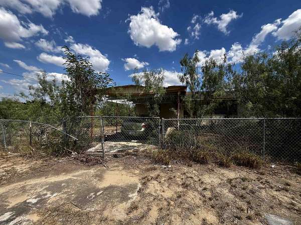 0.33 Acres of Residential Land for Sale in Zapata, Texas