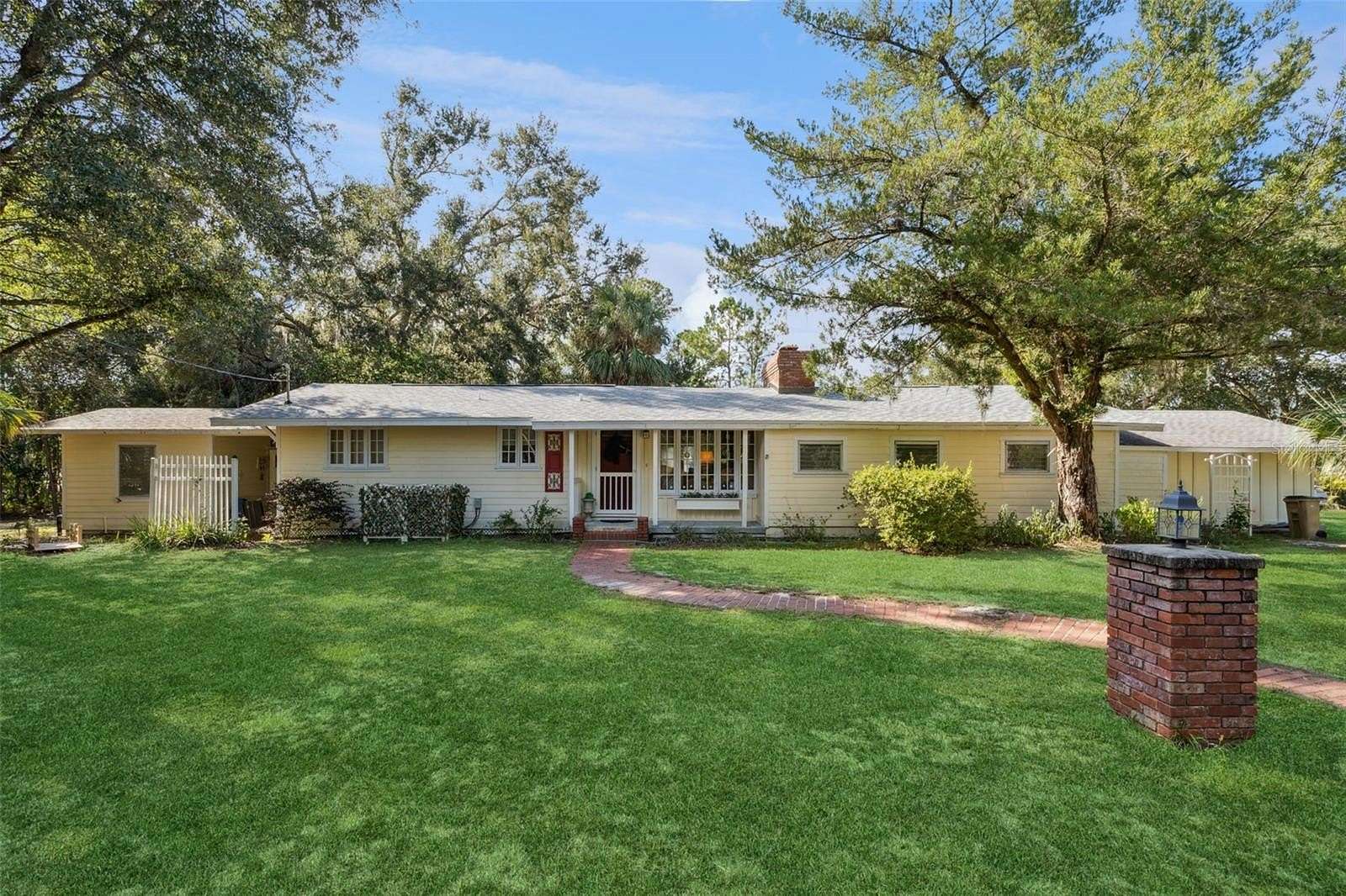 6.15 Acres of Land with Home for Sale in Paisley, Florida