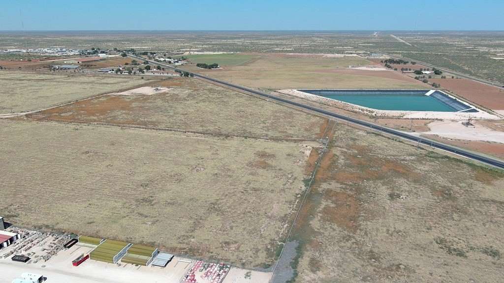 12.7 Acres of Land for Sale in Gardendale, Texas