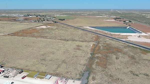 12.7 Acres of Land for Sale in Gardendale, Texas