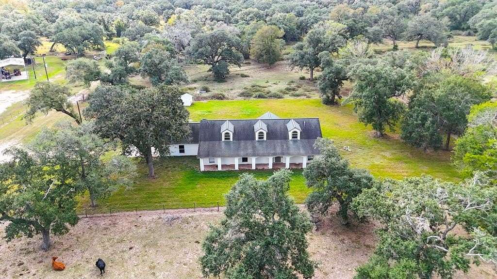 102 Acres of Recreational Land with Home for Sale in Louise, Texas