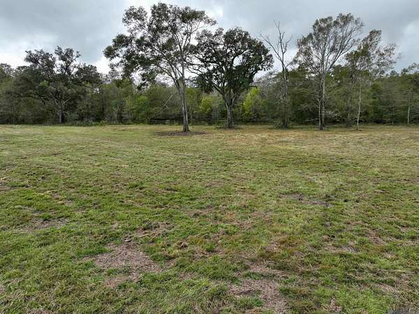 1.2 Acres of Residential Land for Sale in Prairieville, Louisiana