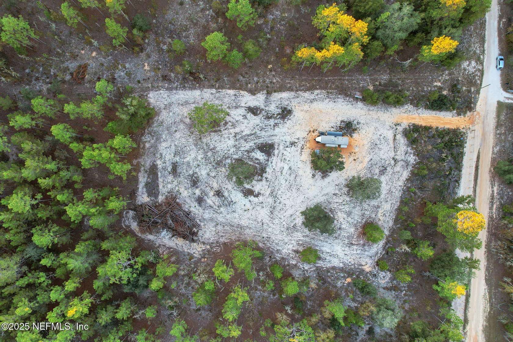 4.8 Acres of Residential Land for Sale in Hawthorne, Florida