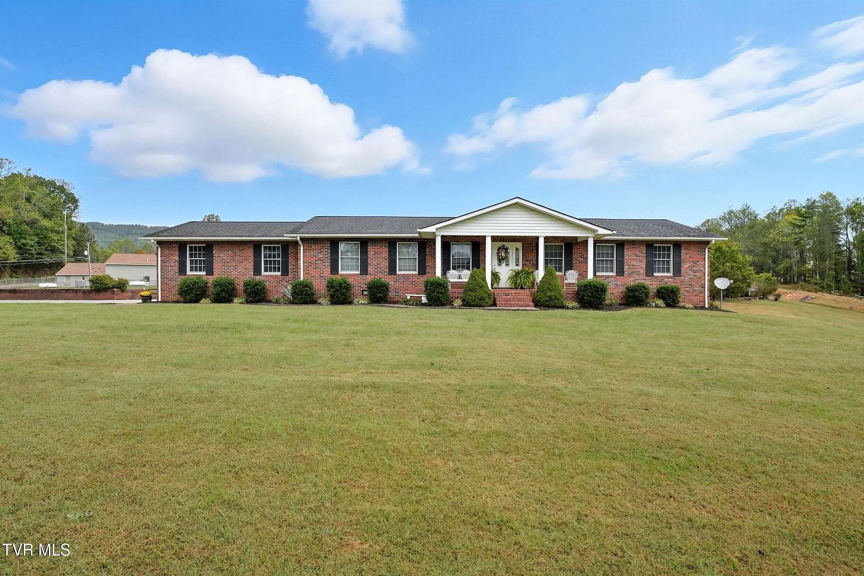 7.56 Acres of Residential Land with Home for Sale in Duffield, Virginia