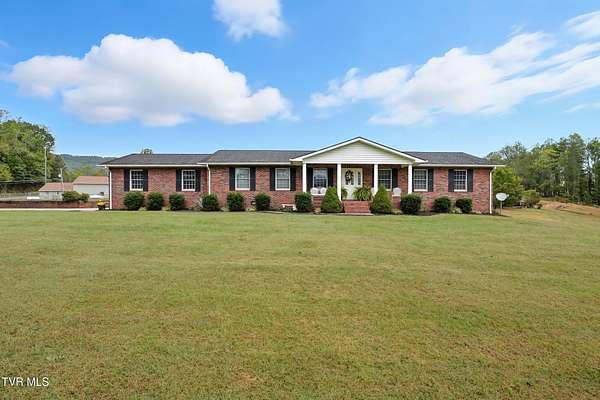 7.56 Acres of Residential Land with Home for Sale in Duffield, Virginia