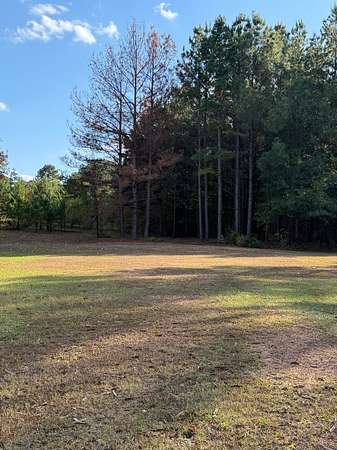 0.26 Acres of Mixed-Use Land for Sale in Atlanta, Texas