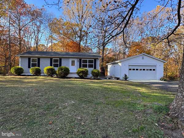 4.27 Acres of Residential Land with Home for Sale in Mechanicsville, Maryland