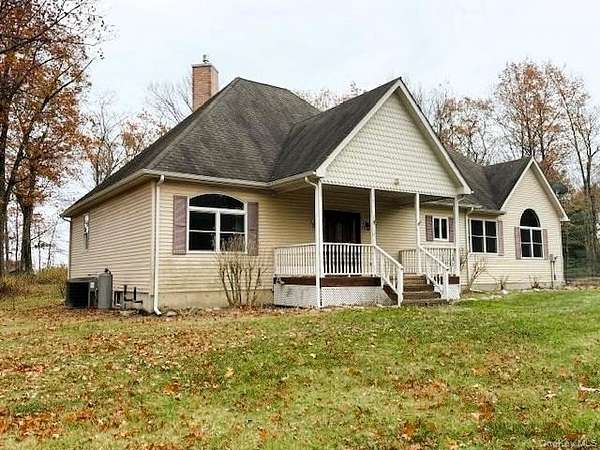 3.4 Acres of Residential Land with Home for Sale in Bloomingburg, New York