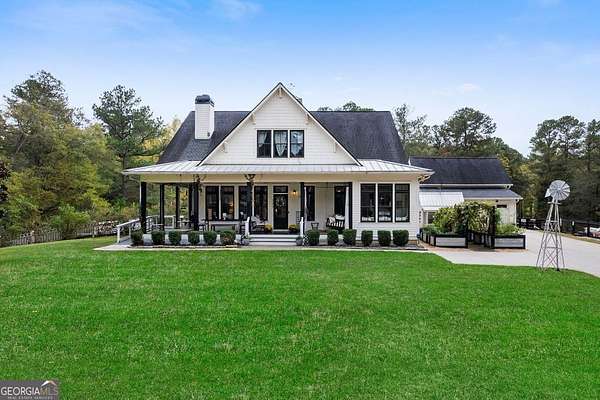 6.25 Acres of Residential Land with Home for Sale in Dallas, Georgia
