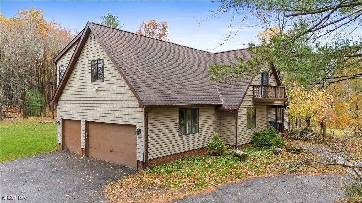 5.39 Acres of Residential Land with Home for Sale in Chesterland, Ohio