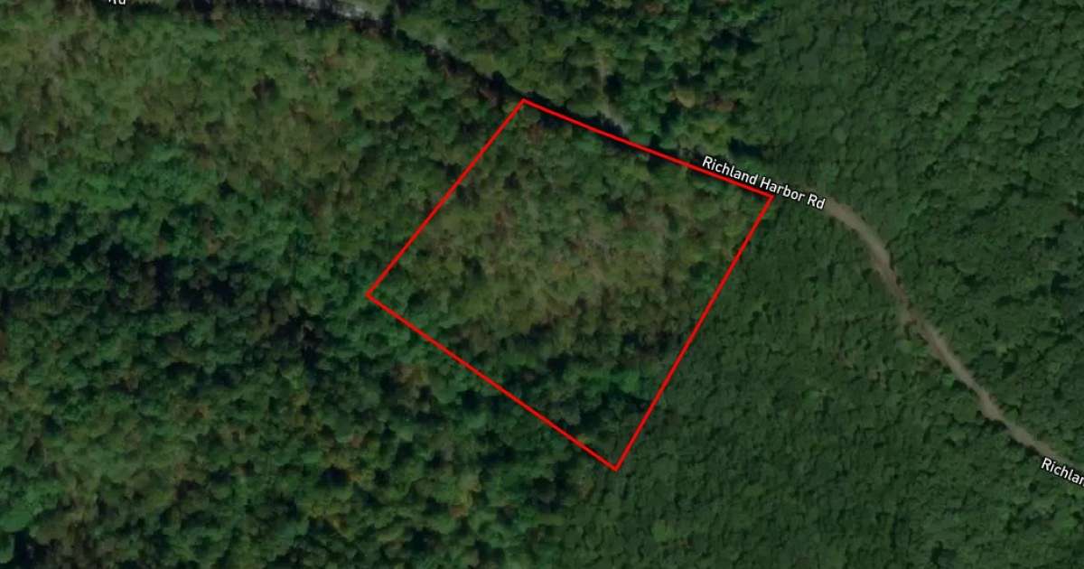 5 Acres of Residential Land for Sale in Waverly, Tennessee