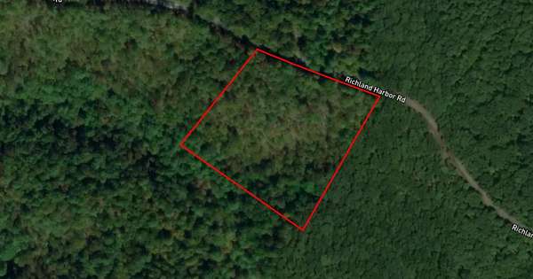 5 Acres of Residential Land for Sale in Waverly, Tennessee