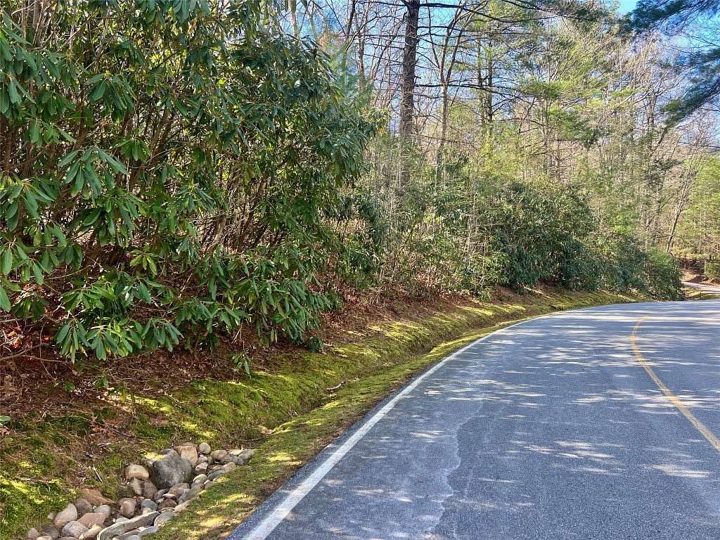 1.35 Acres of Residential Land for Sale in Lake Toxaway, North Carolina