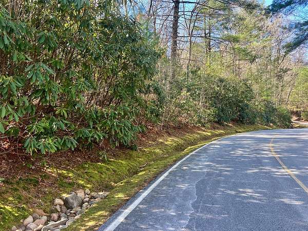 1.35 Acres of Residential Land for Sale in Lake Toxaway, North Carolina