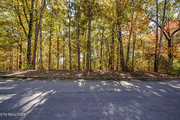 1.4 Acres of Residential Land for Sale in Knoxville, Tennessee