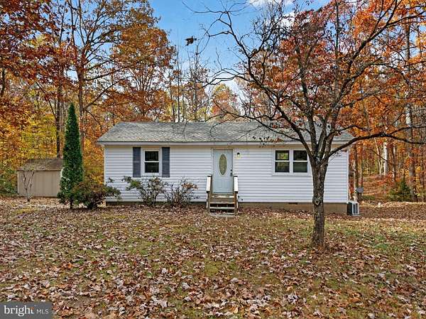 5.22 Acres of Residential Land with Home for Sale in Orange, Virginia