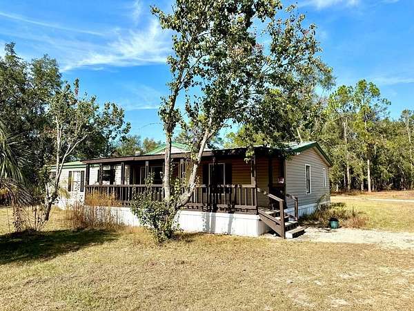 2.33 Acres of Residential Land with Home for Sale in Douglas, Georgia