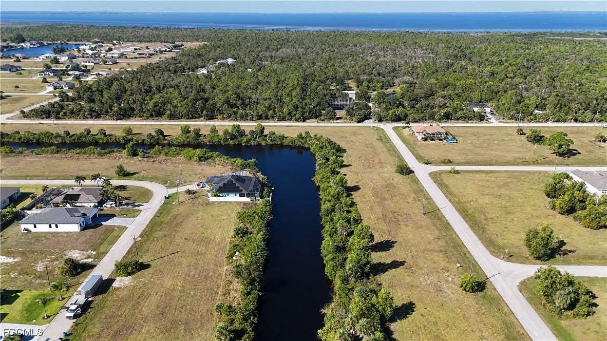 0.27 Acres of Land for Sale in Cape Coral, Florida