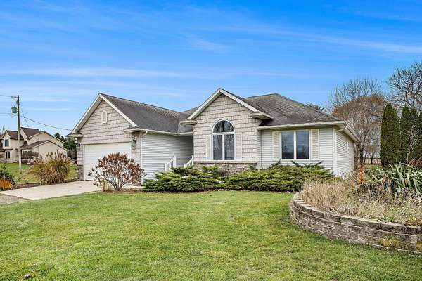 2 Acres of Residential Land with Home for Sale in St. Johns, Michigan