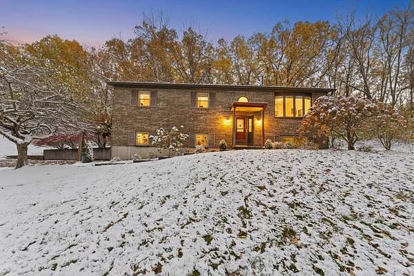 2 Acres of Residential Land with Home for Sale in California, Kentucky