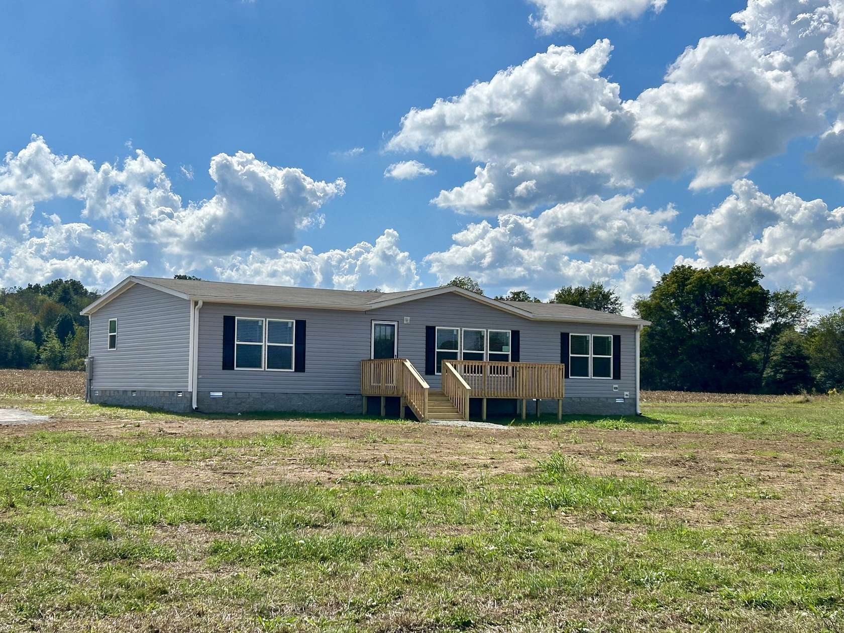 2 Acres of Residential Land with Home for Sale in Lawrenceburg, Tennessee