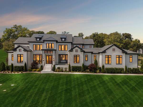 10.8 Acres of Land with Home for Sale in Franklin, Tennessee