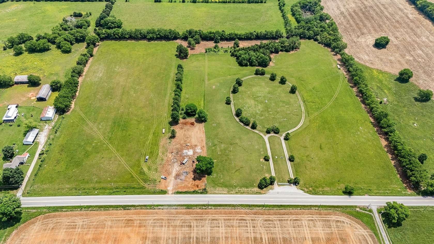 2.22 Acres of Residential Land for Sale in Lewisburg, Tennessee