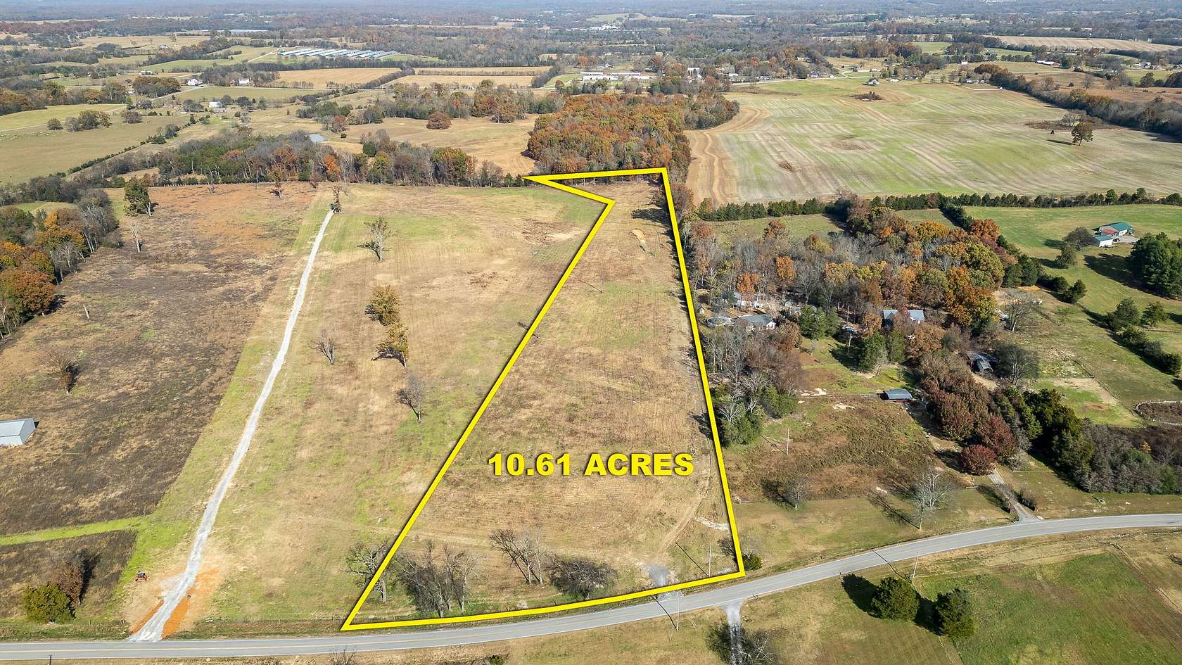 10.6 Acres of Land for Sale in Shelbyville, Tennessee