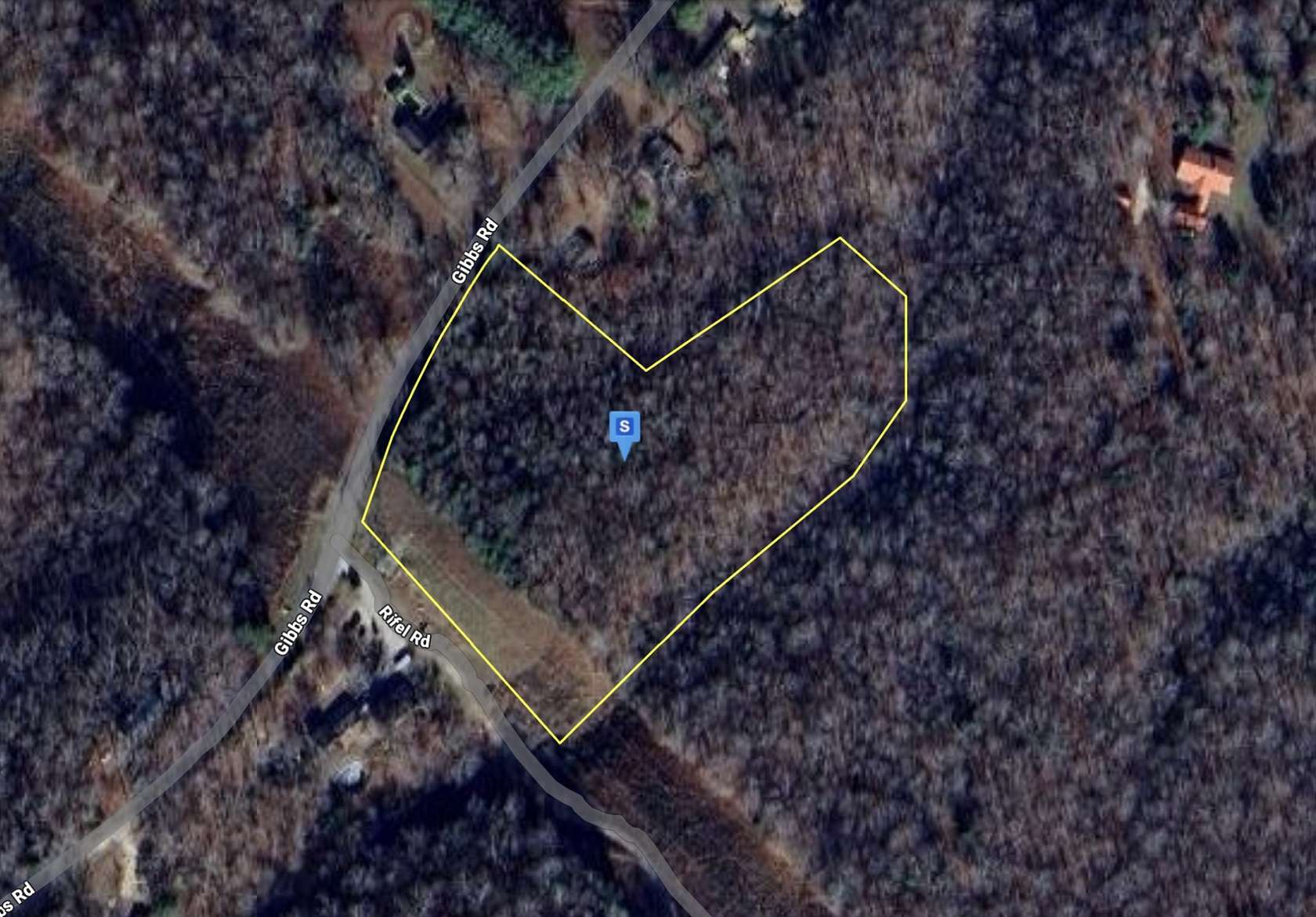 6.87 Acres of Residential Land for Sale in Ashland City, Tennessee