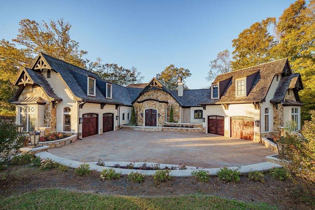 201 Acres of Recreational Land with Home for Sale in Smithville, Tennessee