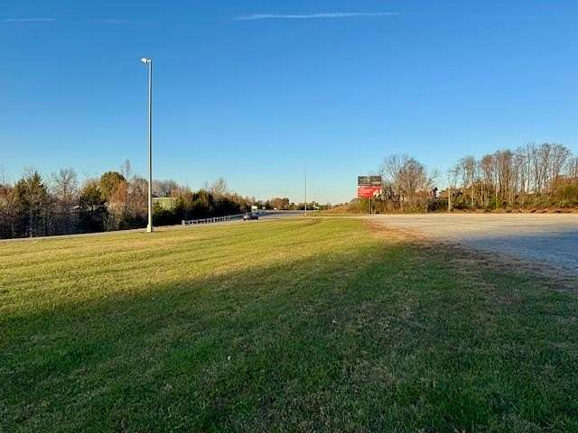 5.39 Acres of Commercial Land for Sale in Byrdstown, Tennessee